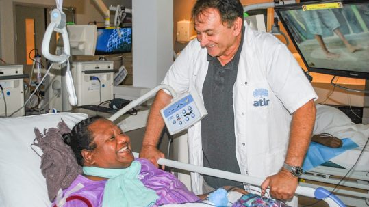 A la satisfaction de son directeur médical, le docteur Yves Doussy, l’Atir développe ses consultations de néphrologie depuis 2021 pour améliorer le parcours du patient.