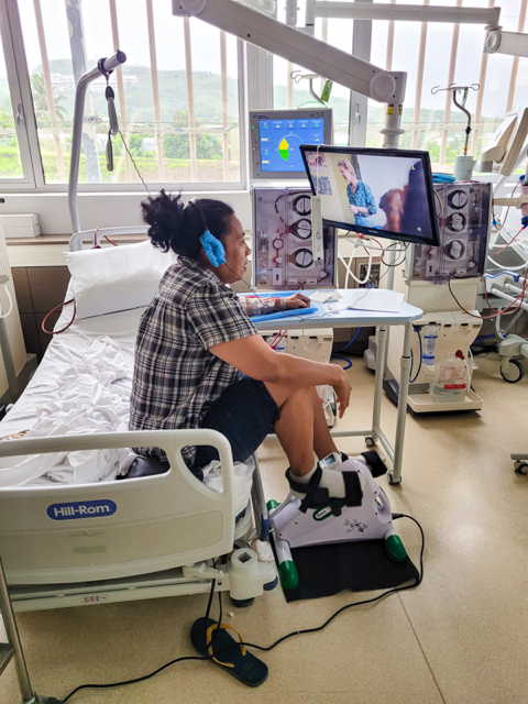 Depuis fin 2022, les patients de l'Atir peuvent pratiquer le vélo en salle de dialyse pour améliorer leur santé.