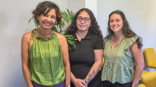Le service des ressources humaines de l'Atir autour de la directrice Karine Denis